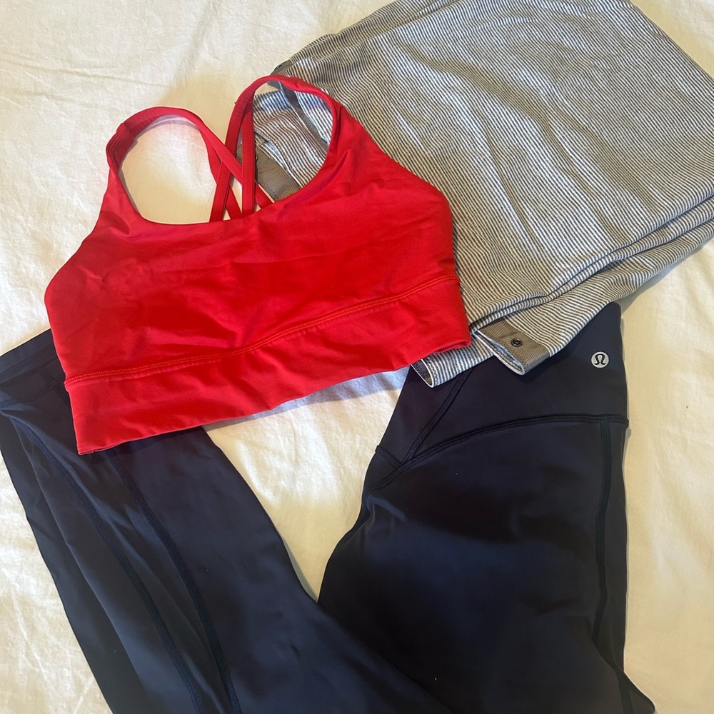 Lululemon Athletica Red Sports Bra and NAVY Leggings Set